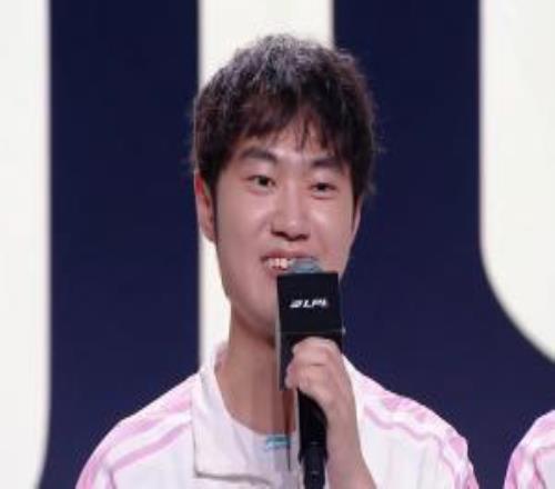 库里领跑勇,士队史传奇,球星榜,香港赛马,香港马会,赛马赛事,马术资讯